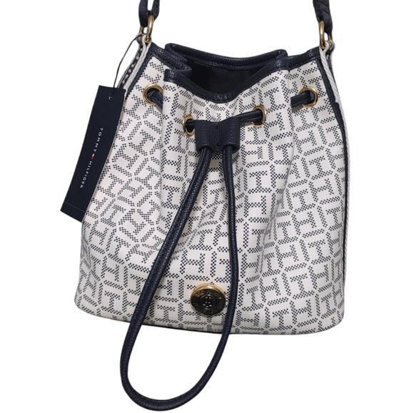 Tommy Hilfiger Handbags - Tommy Hilfiger Drawstring Vegan Leather Bucket Bag Crossbody NWT Handbag Purse